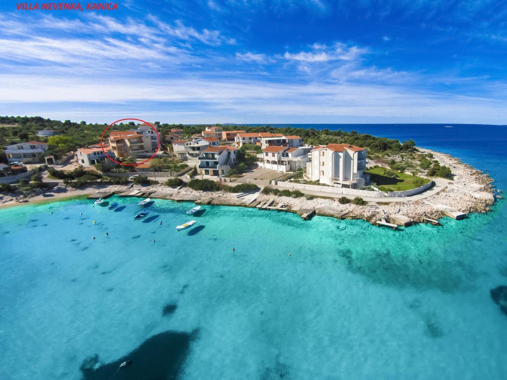 Apartments Villa Nevenka 罗戈兹尼察 外观 照片