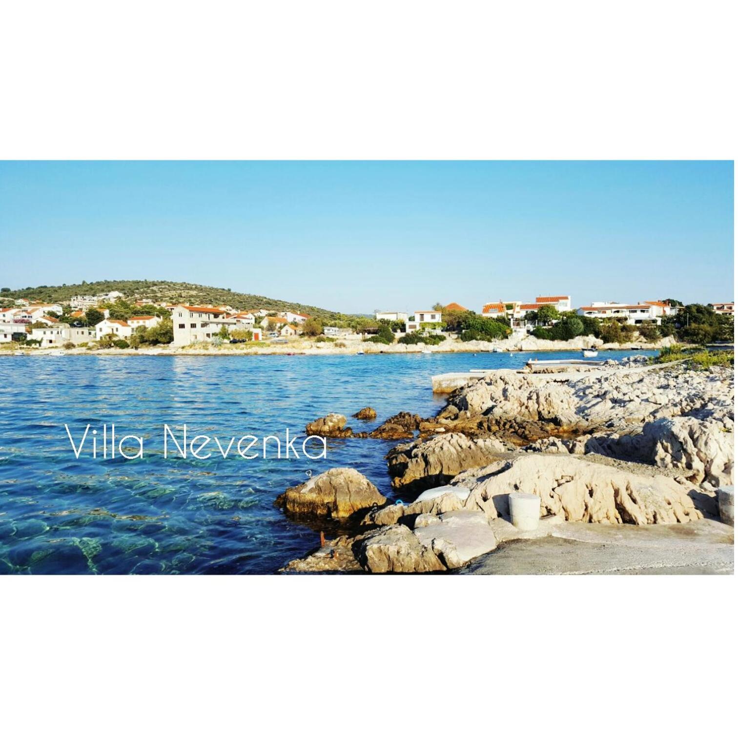 Apartments Villa Nevenka 罗戈兹尼察 外观 照片