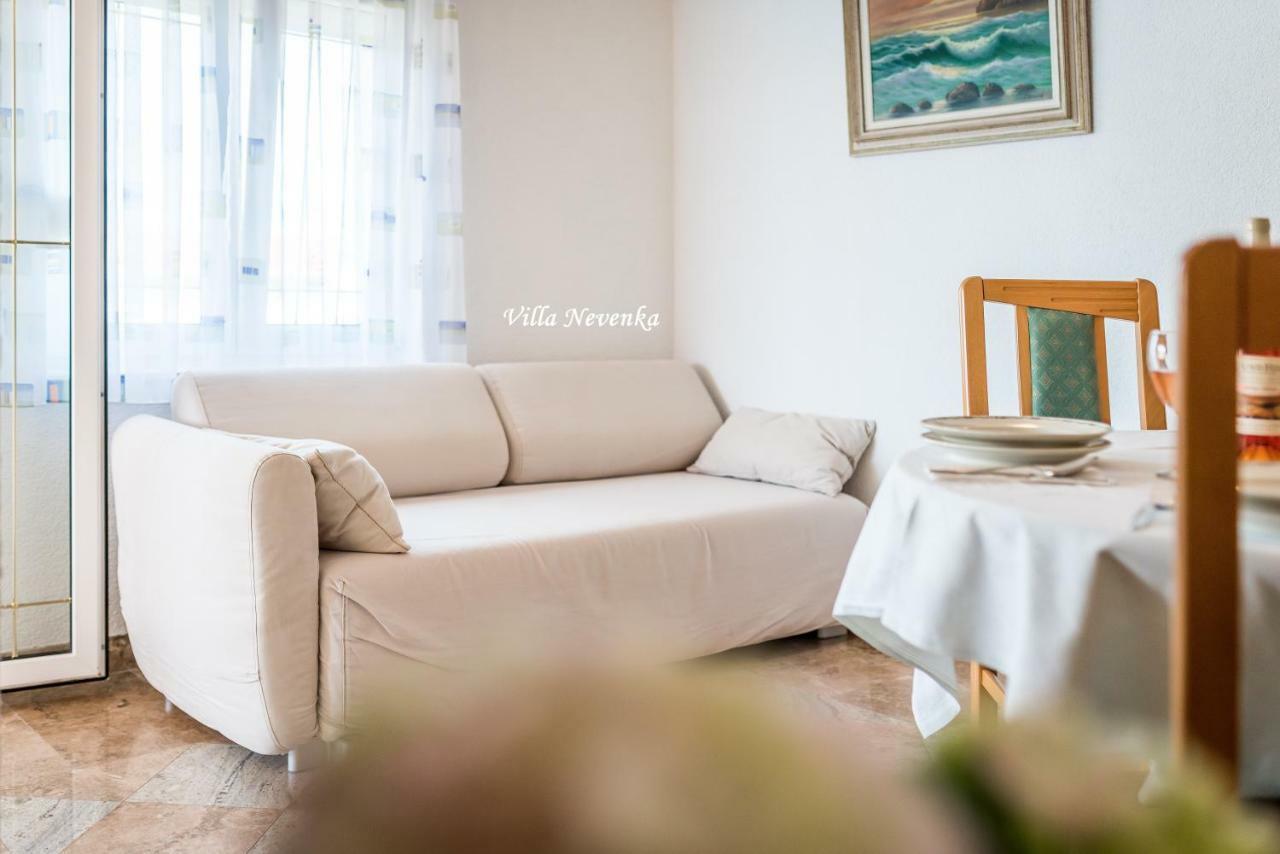 Apartments Villa Nevenka 罗戈兹尼察 外观 照片